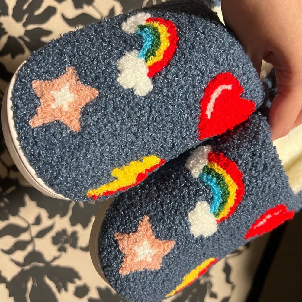 Aeropostale Slippers - Picture 4 of 8